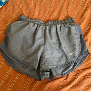 Nike drifit shorts